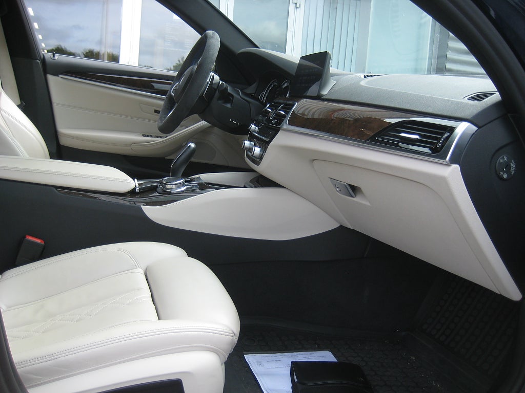 BMW 540I 2017 - miniatyr 5