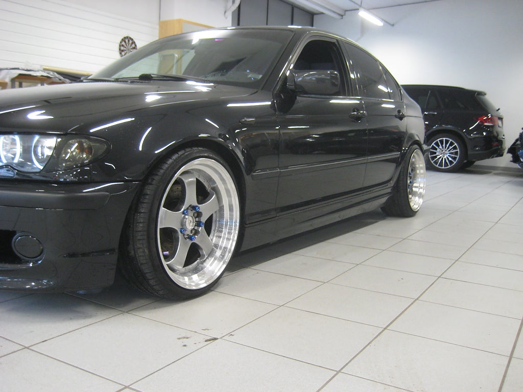 BMW 320I 2003 - miniatyr 3
