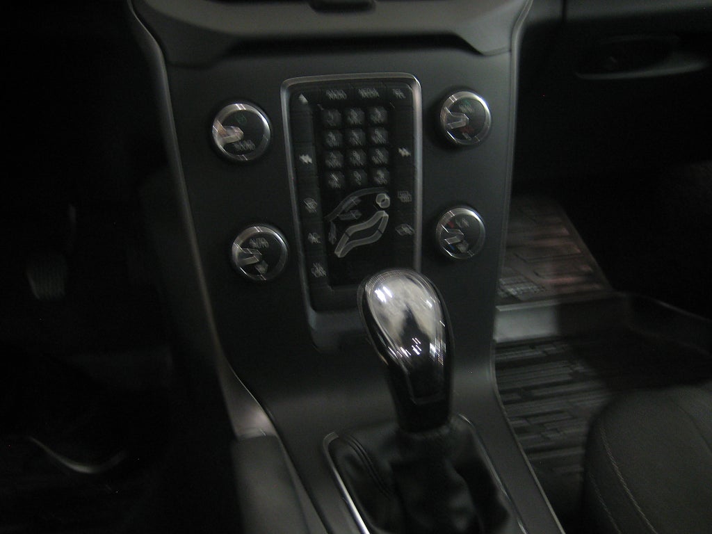 Volvo V40 2018 - miniatyr 13