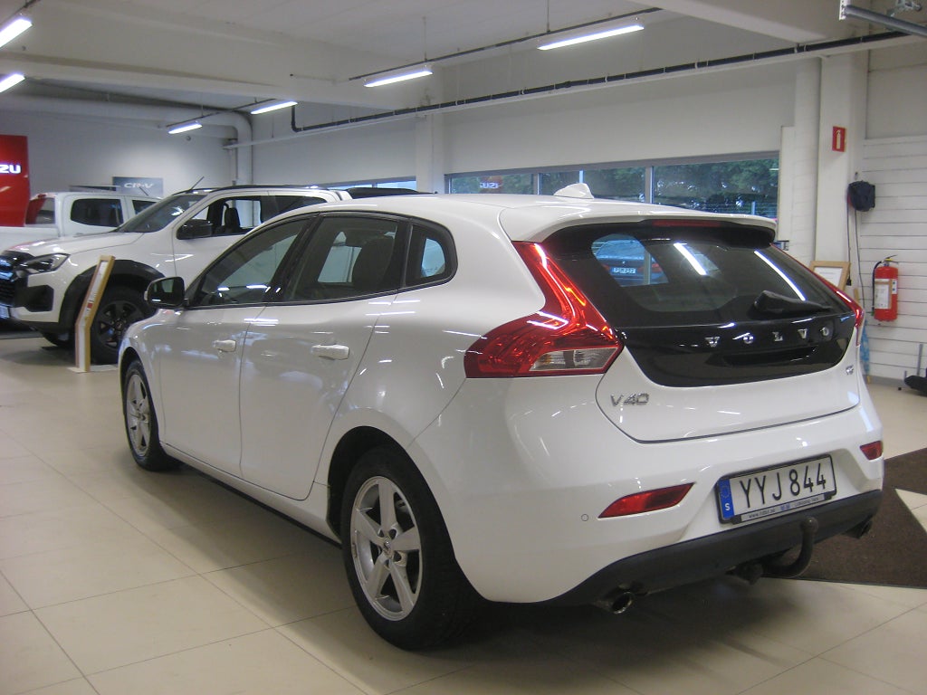 Volvo V40 2018 - miniatyr 4