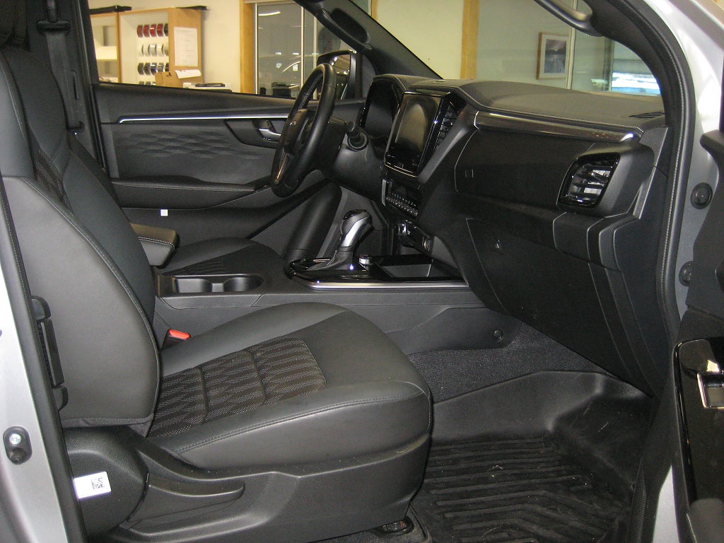 Isuzu D-Max XRL 2025 - miniatyr 5