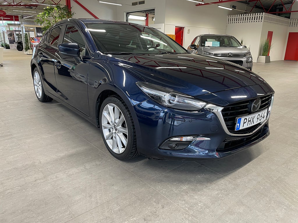 Mazda 3 2017 - bild 1 av 13
