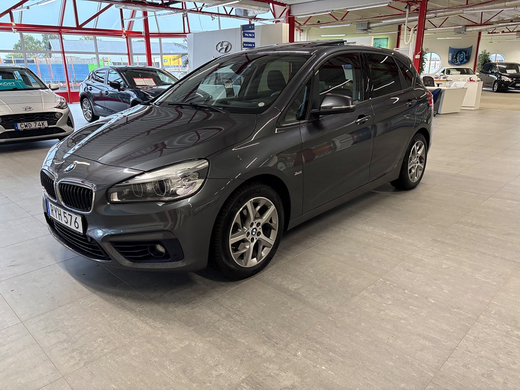 BMW 218d 2018 - bild 1 av 13