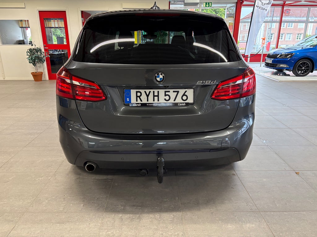 BMW 218d 2018 - miniatyr 4