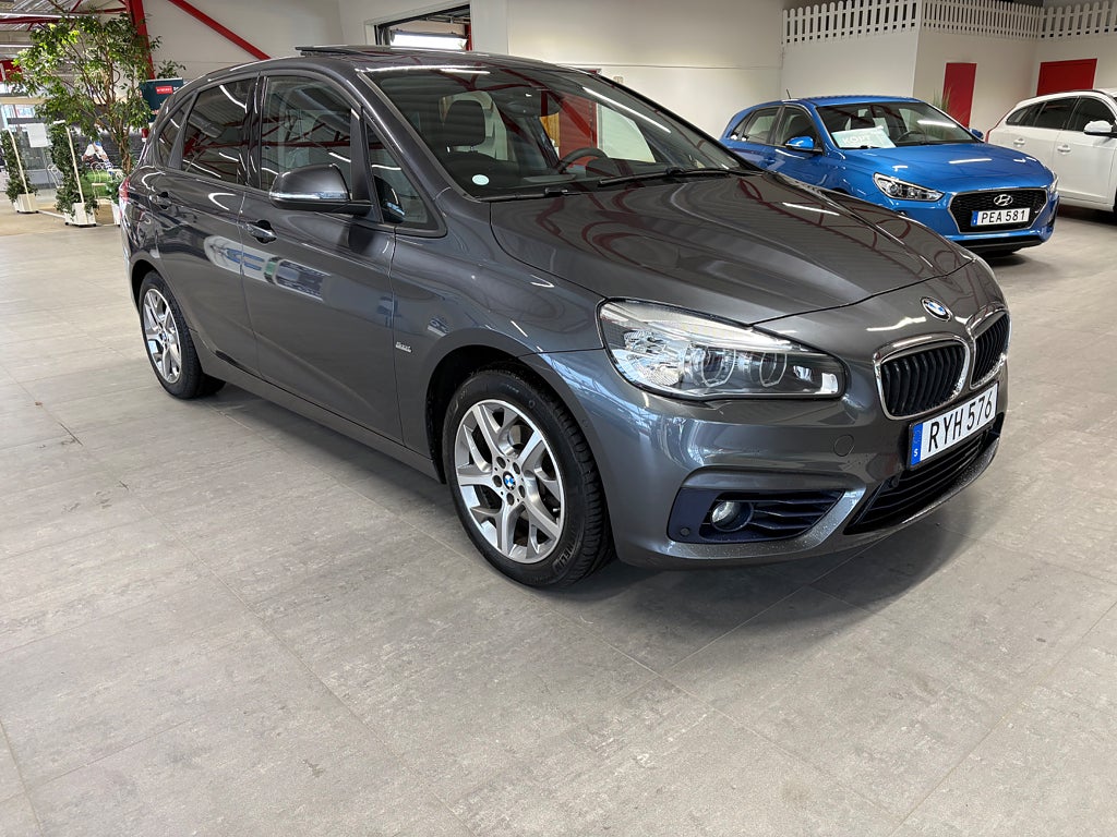 BMW 218d 2018 - miniatyr 7