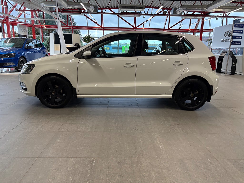 Volkswagen Polo 2016 - miniatyr 2