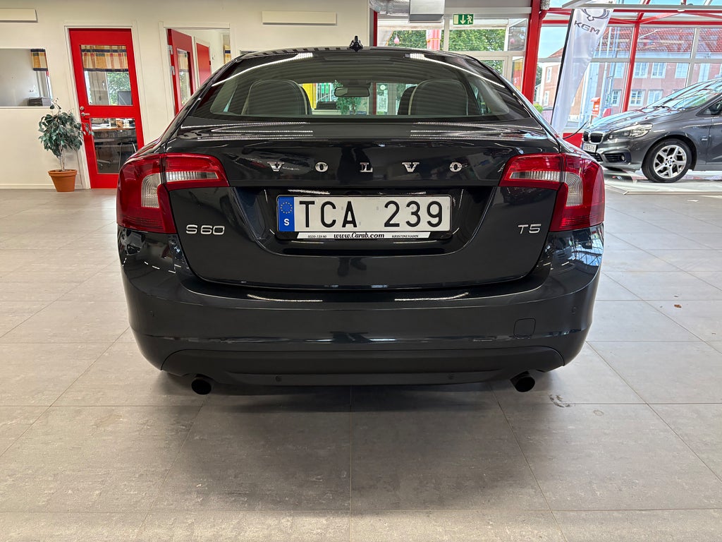 Volvo S60 2011 - miniatyr 4