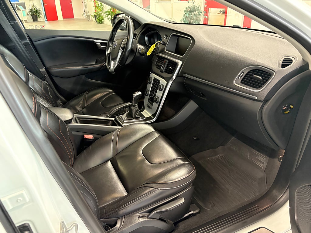 Volvo V40 2015 - miniatyr 12