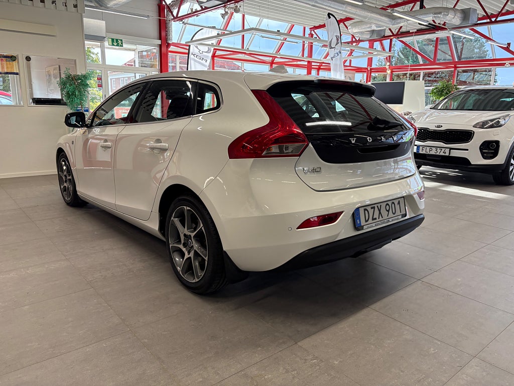 Volvo V40 2015 - miniatyr 3