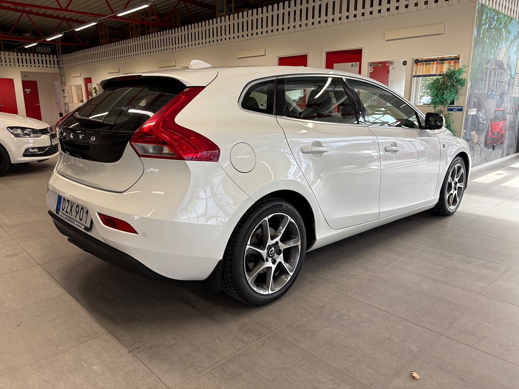 Volvo V40 2015 - miniatyr 5