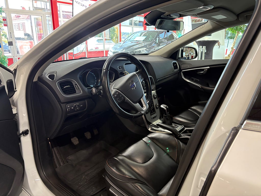 Volvo V40 2015 - miniatyr 8