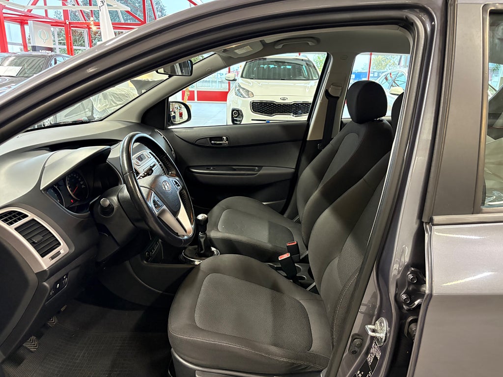 Hyundai i20 2011 - miniatyr 8