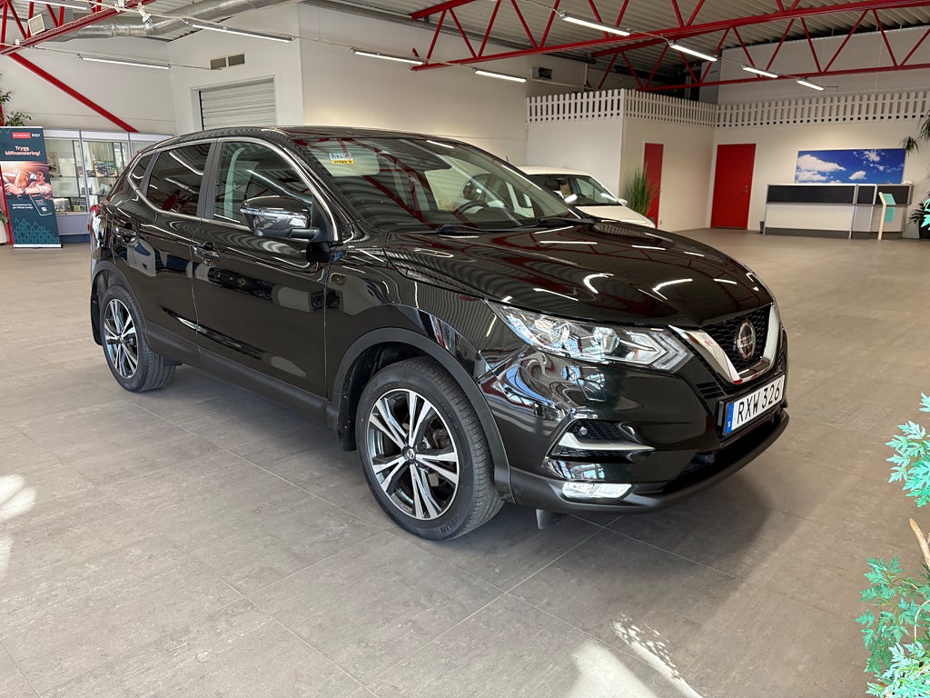 Nissan Qashqai 1.2 DIG-T N-Connecta Euro 6 360’ kamera v-hjul