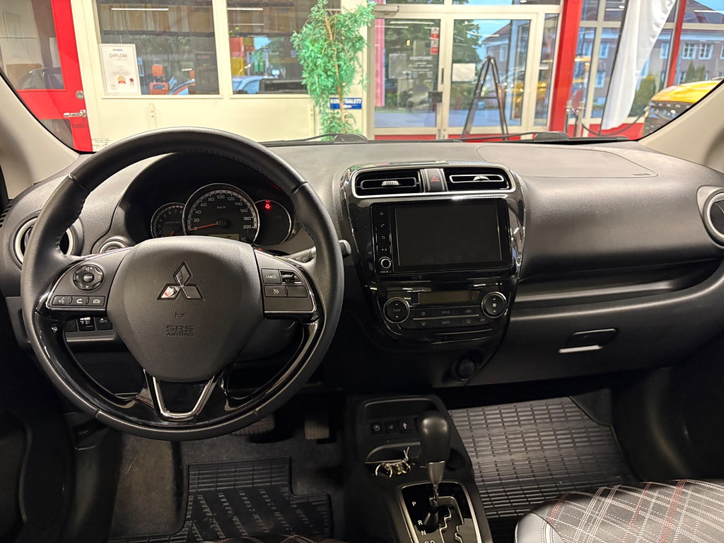 Mitsubishi Space Star 2020 - miniatyr 9