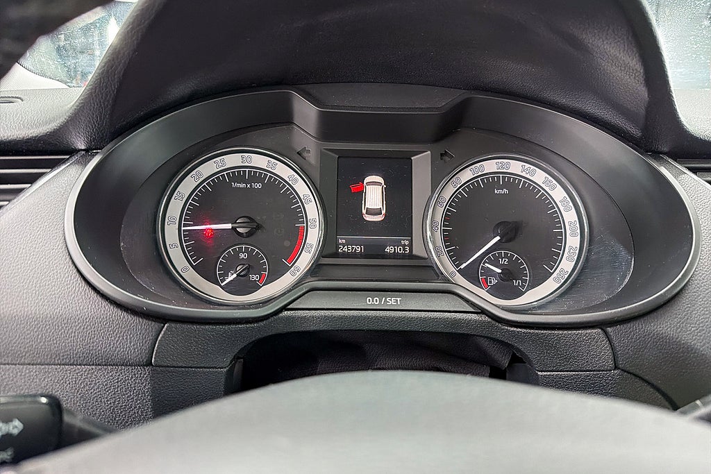 Skoda Octavia 2019 - miniatyr 14