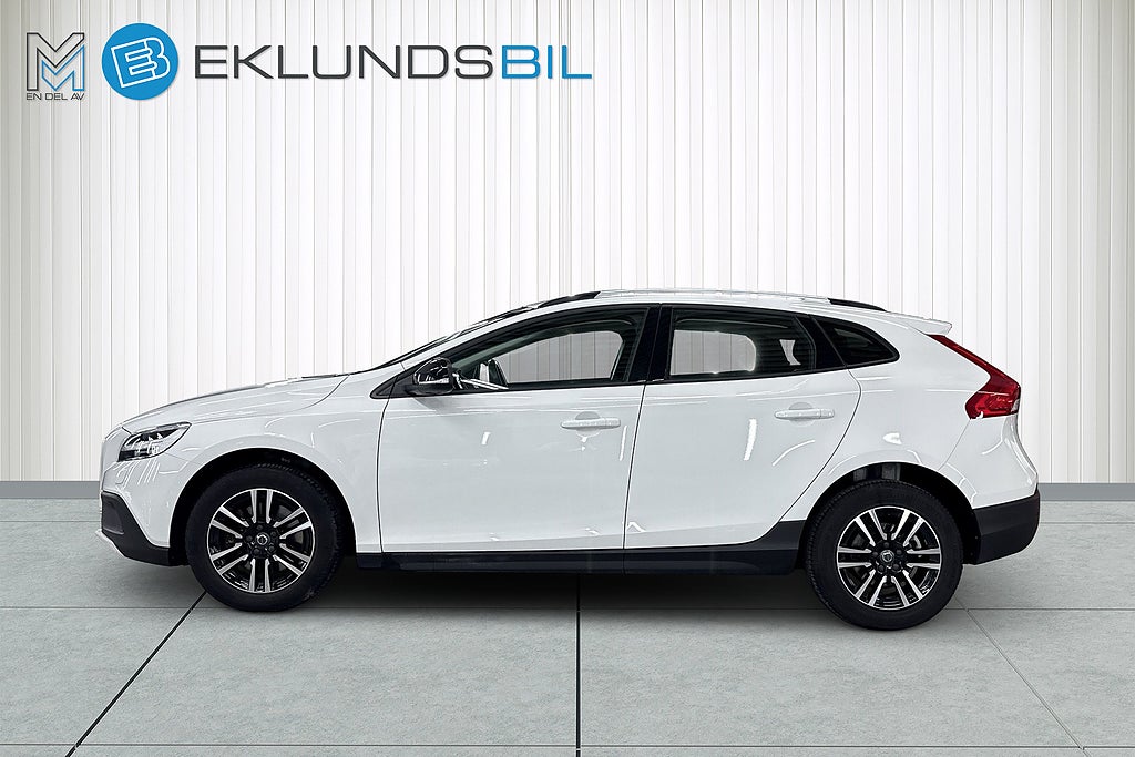Volvo V40 Cross Country 2017 - miniatyr 2