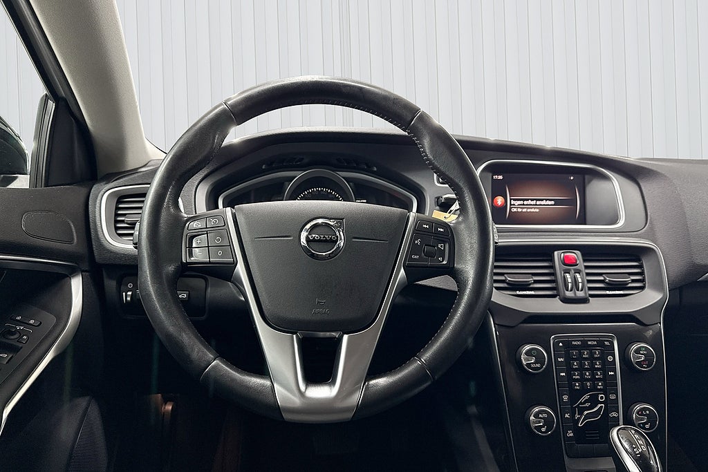 Volvo V40 Cross Country 2017 - miniatyr 11