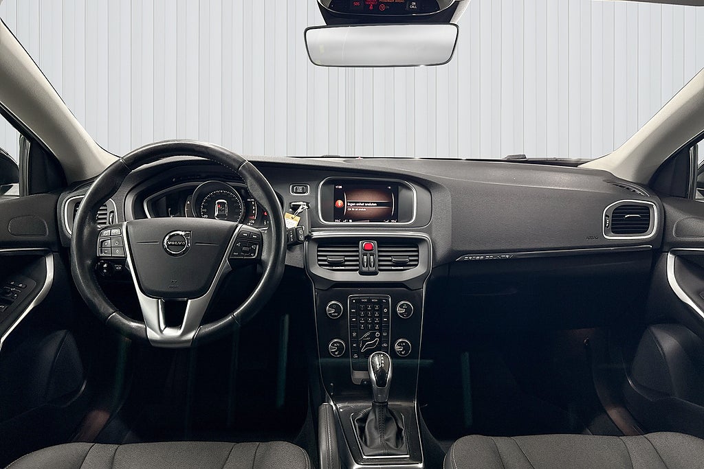Volvo V40 Cross Country 2017 - miniatyr 8