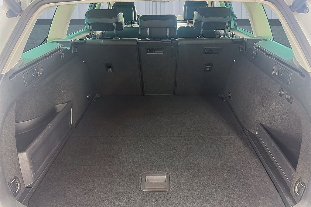 Volkswagen Passat 2018 - miniatyr 21