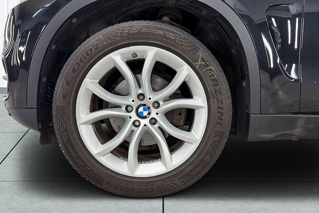 BMW X5 2015 - miniatyr 8