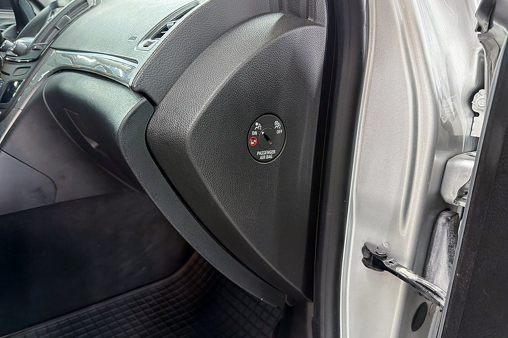 Opel Insignia 2015 - miniatyr 16