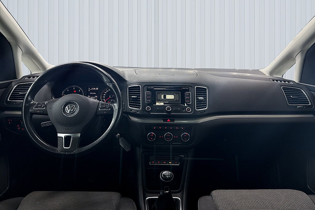 Volkswagen Sharan 2014 - miniatyr 10
