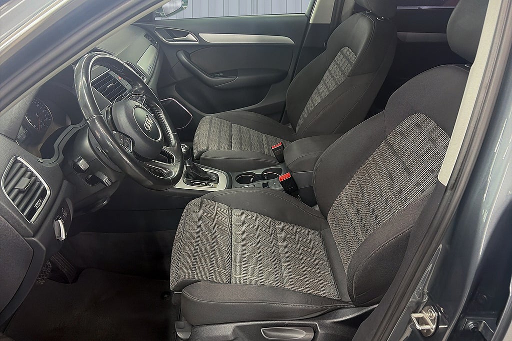 Audi Q3 2017 - miniatyr 16