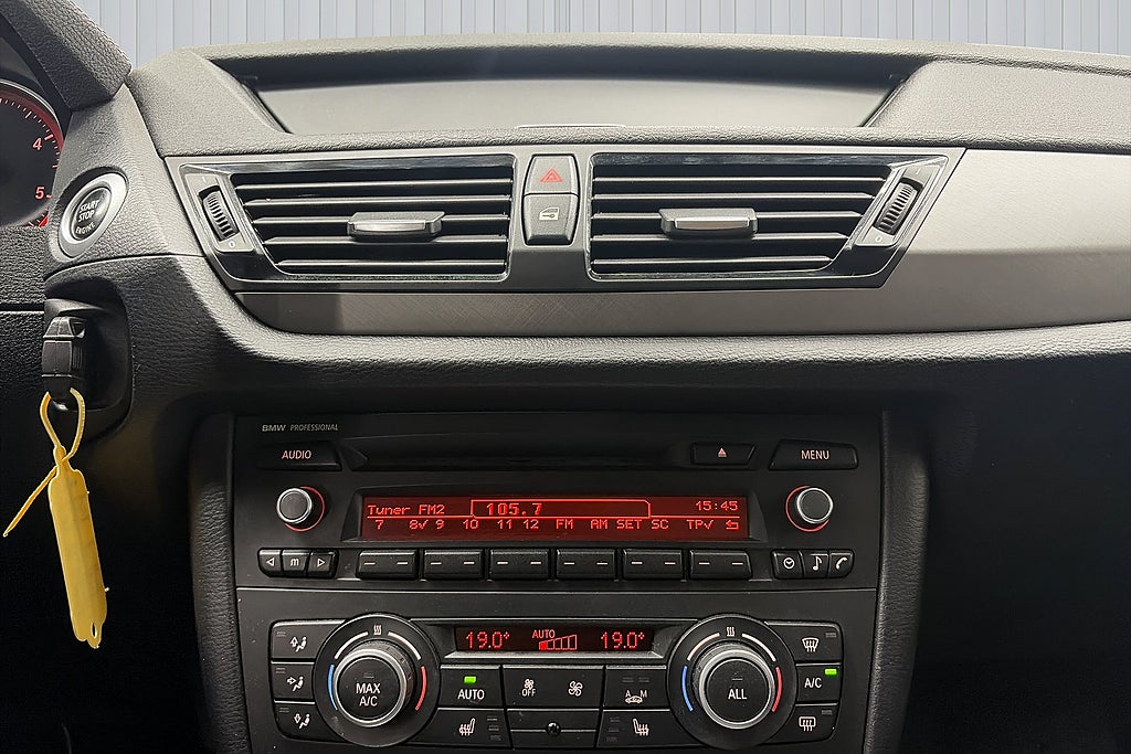 BMW X1 2014 - miniatyr 12