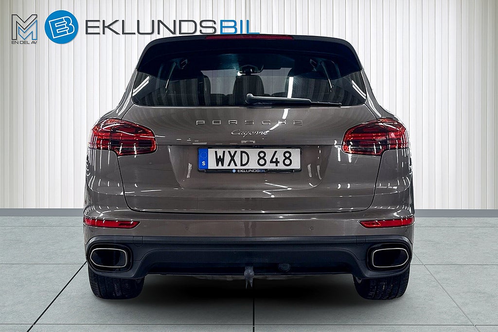 Porsche Cayenne 2016 - miniatyr 5