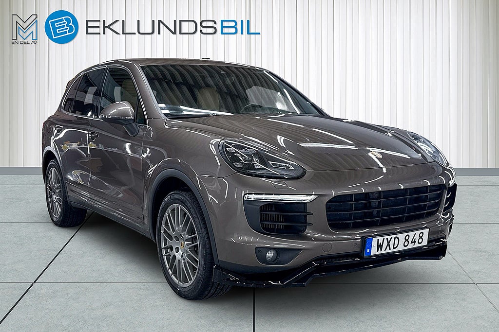 Porsche Cayenne 2016 - miniatyr 7