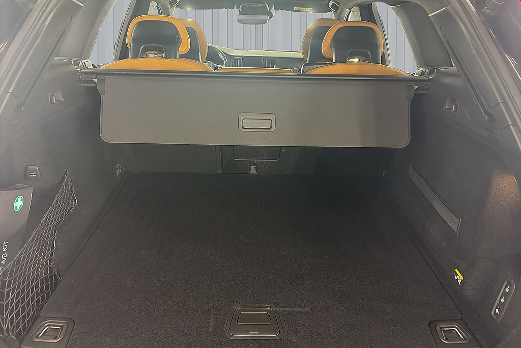 Volvo XC60 2018 - miniatyr 21