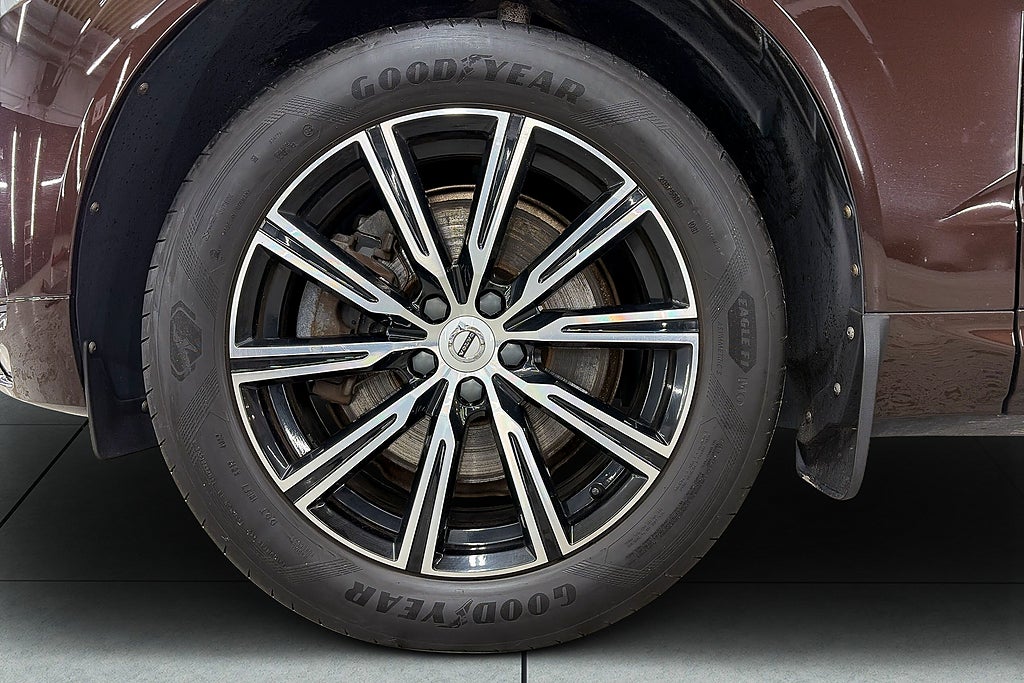 Volvo XC60 2018 - miniatyr 9