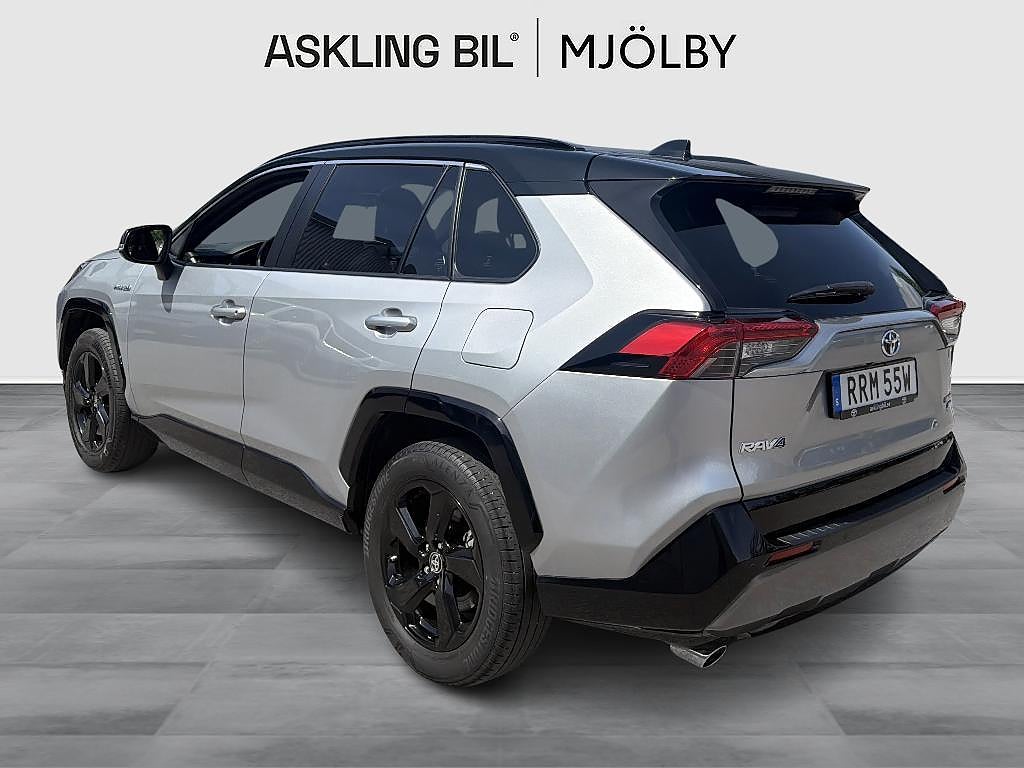 Toyota RAV4 2021 - miniatyr 3