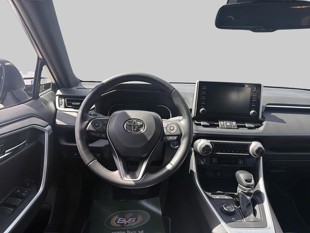 Toyota RAV4 2021 - miniatyr 10