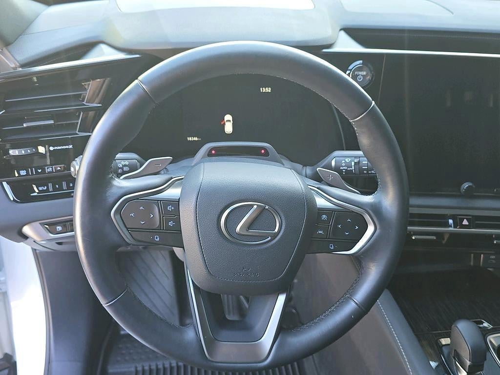 Lexus RX450H+ 2024 - miniatyr 9