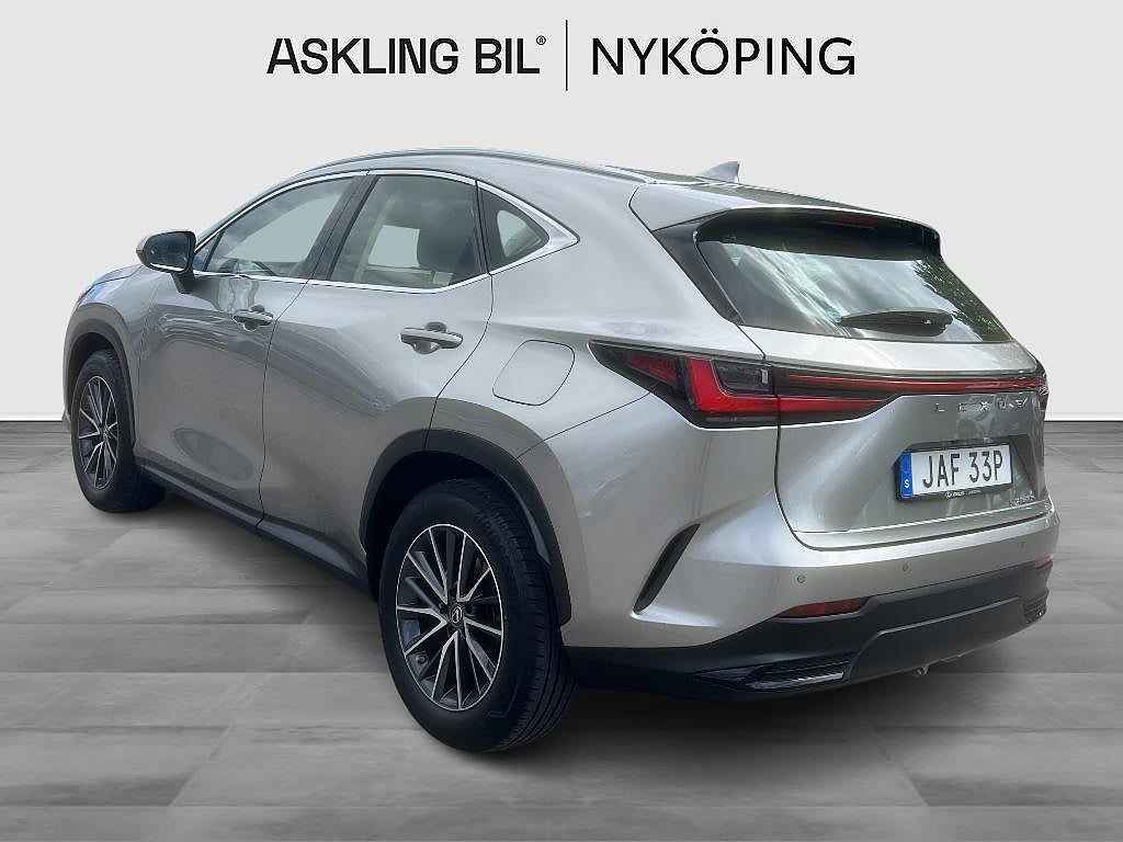 Lexus NX 2023 - miniatyr 2