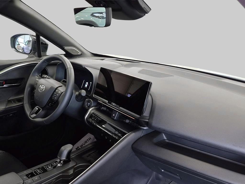 Toyota C-HR 2023 - miniatyr 7