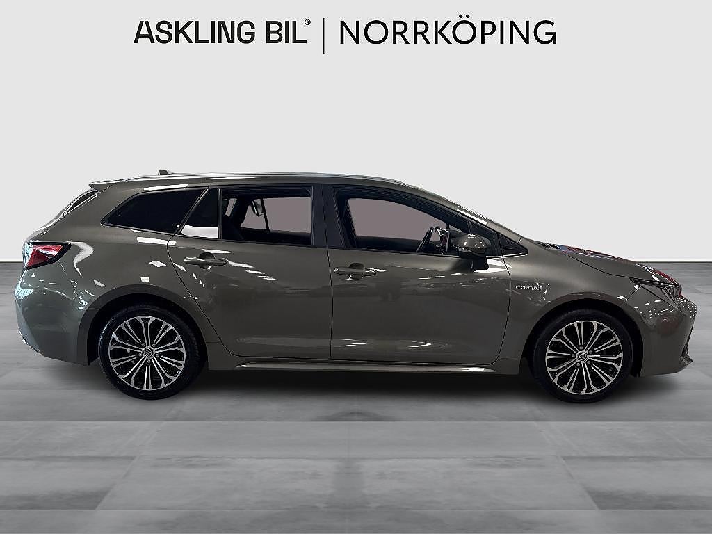 Toyota Corolla 2019 - miniatyr 3