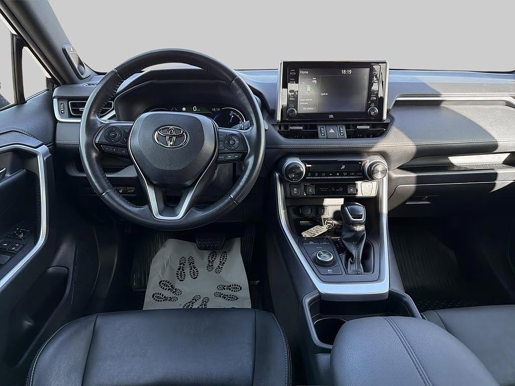 Toyota RAV4 2021 - miniatyr 10