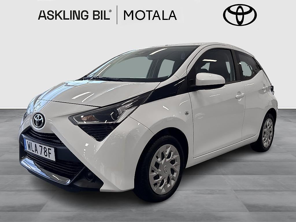 Toyota Aygo 2021 - bild 1 av 11