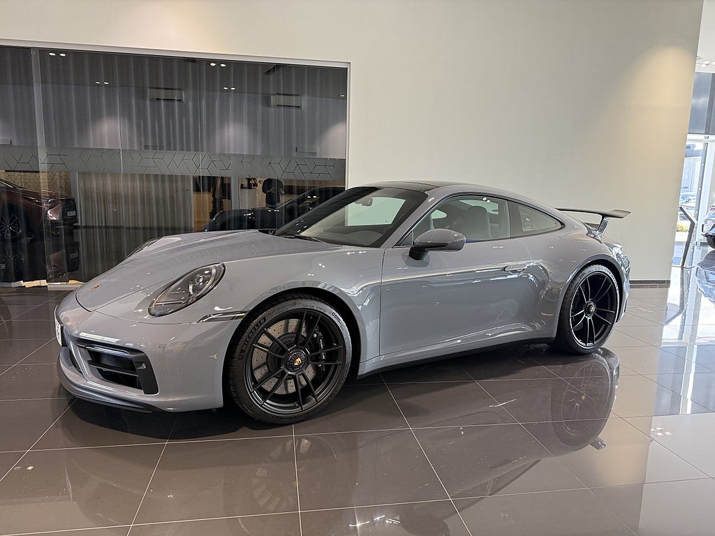 Porsche 911 Carrera GTS PDK Aerokit