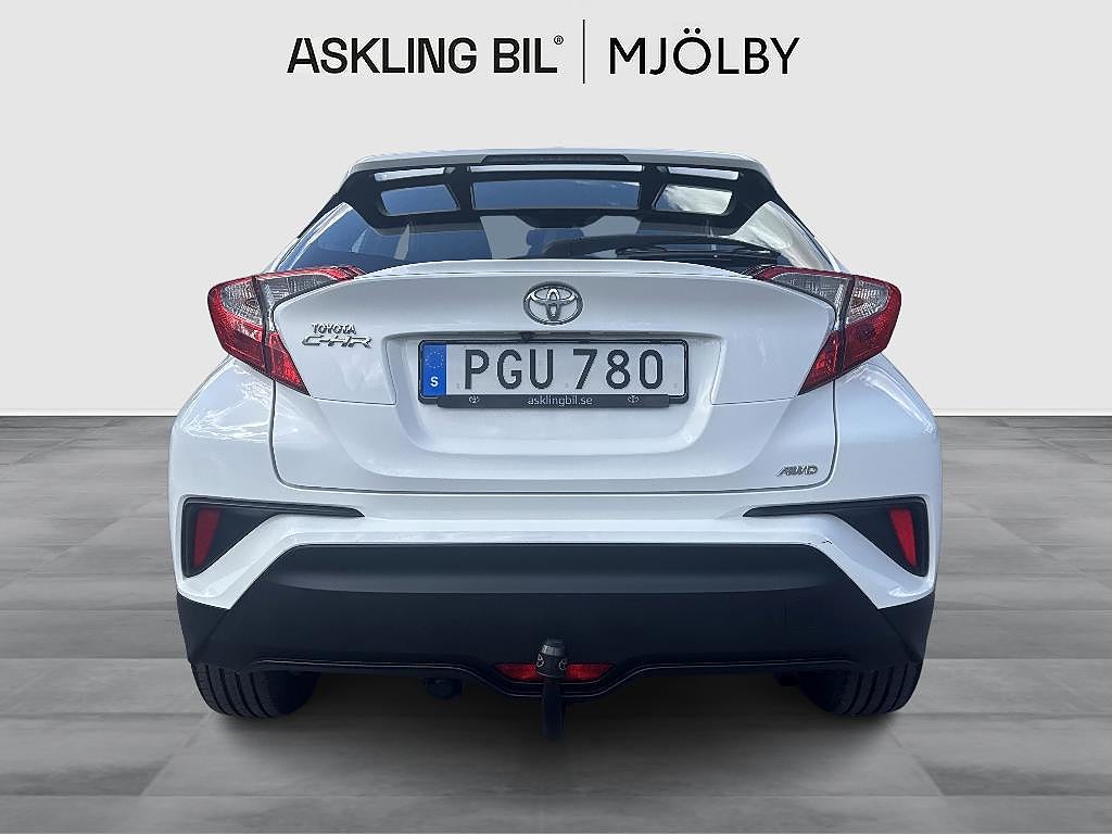 Toyota C-HR 2017 - miniatyr 5
