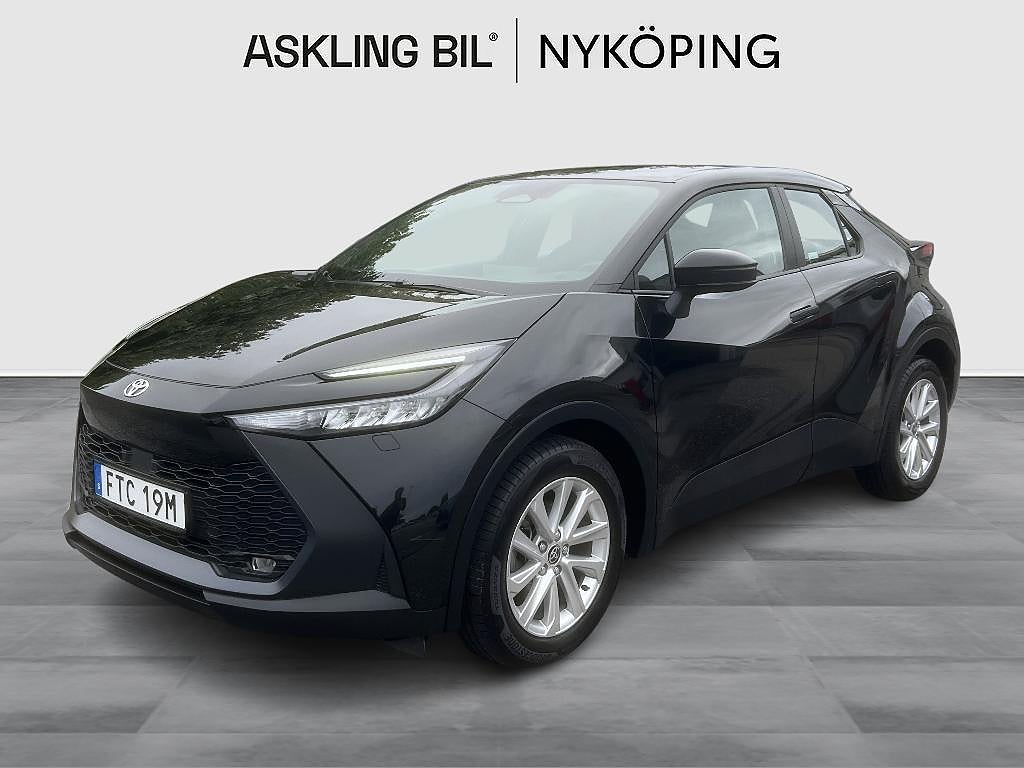 Toyota C-HR 2025 - bild 1 av 11