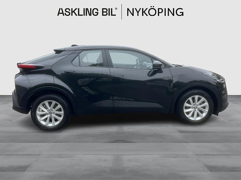 Toyota C-HR 2025 - miniatyr 11