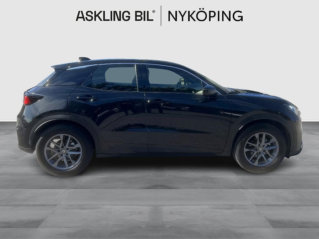 Lexus LBX 2025 - miniatyr 11