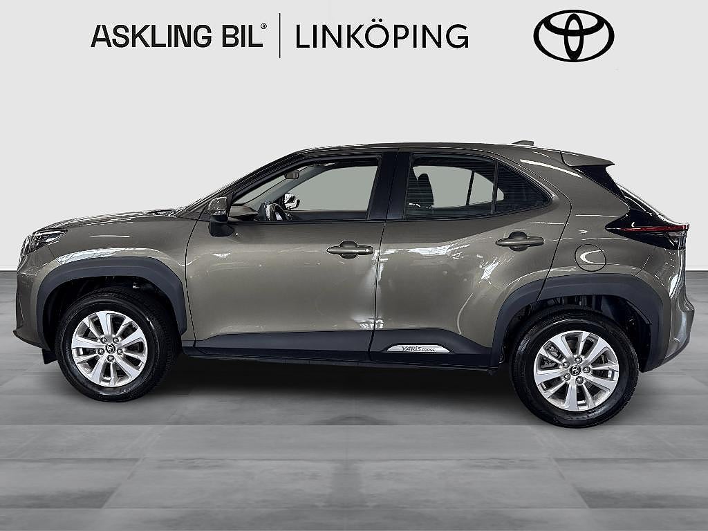 Toyota Yaris Cross 2022 - miniatyr 4