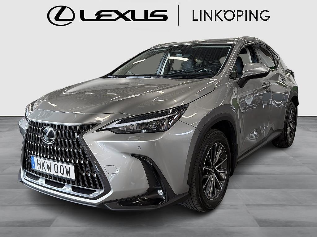 Lexus NX 2023 - bild 1 av 14