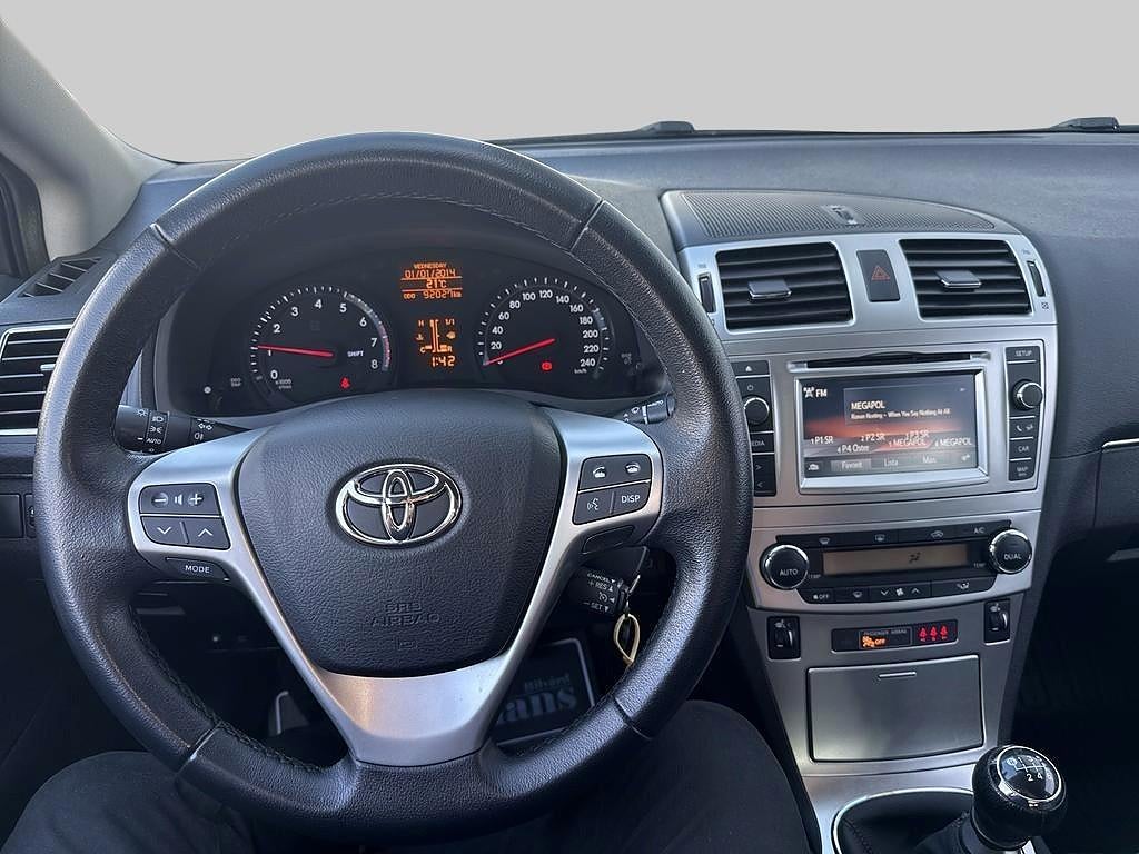 Toyota Avensis 2015 - miniatyr 8