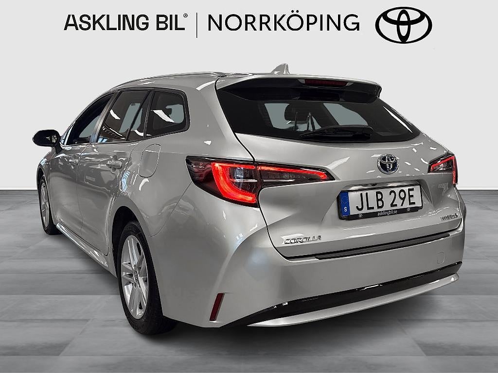 Toyota Corolla 2019 - miniatyr 3