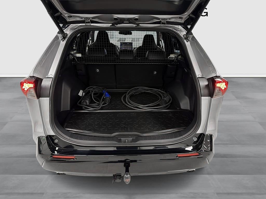 Toyota RAV4 2021 - miniatyr 10